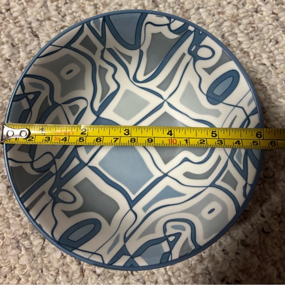 Blue Patterned Ceramic Bowls - Picture 3 of 4